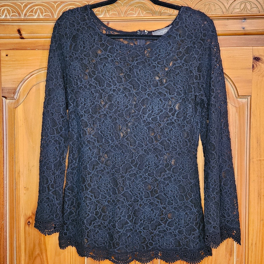 Black Umgee Floral Crochet Long Sleeve Top Size Small
